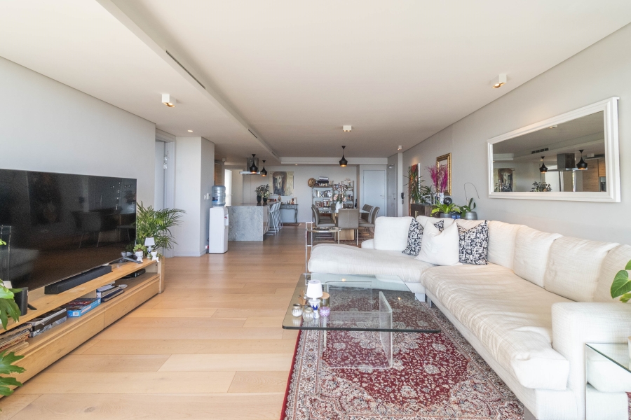 3 Bedroom Property for Sale in Sea Point Western Cape
